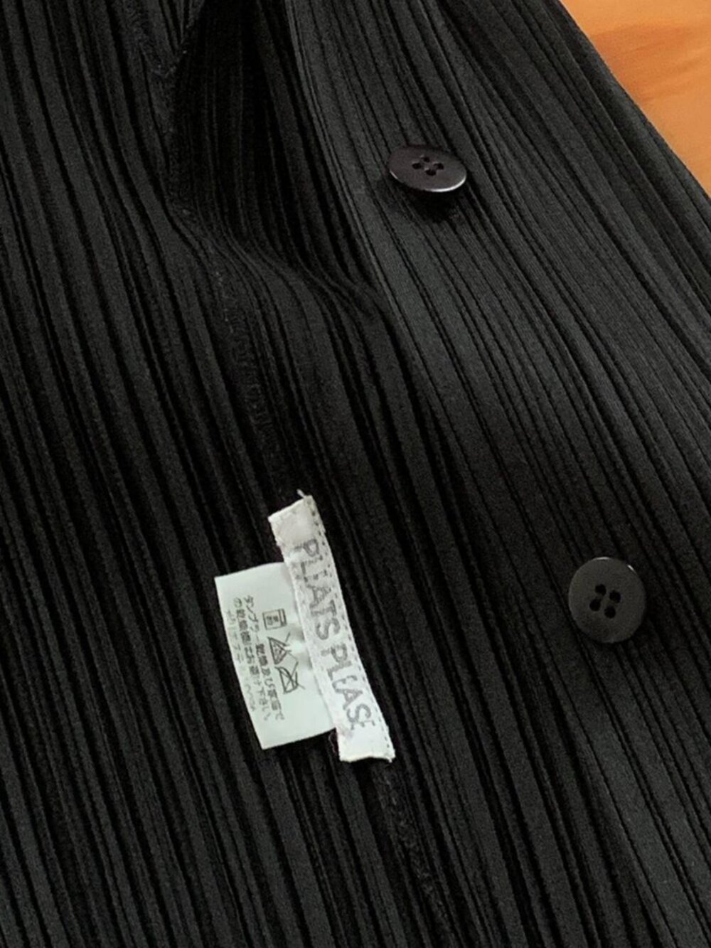 Issey Miyake Pleats Please Fold Collar Midi Jacket Black JP3 - Picture 8 of 8